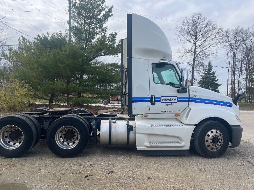 Day Cab Tractor-Heavy Duty Tractors-International-2018-LT625-Middlefield-OH-481,572\n\t\tmiles-$ 30,750 - Image 8