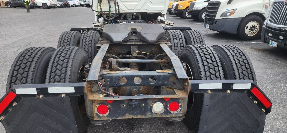 Day Cab Tractor-Heavy Duty Tractors-International-2018-LT625-Montgomery-NY-348,306\n\t\tmiles-$ 23,000 - Image 6