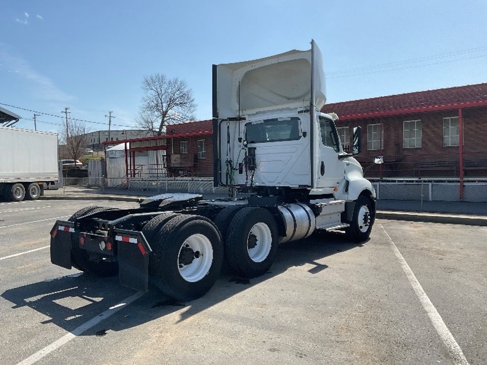 Day Cab Tractor-Heavy Duty Tractors-International-2018-LT625-Mount Juliet-TN-331,699\n\t\tmiles-$ 26,500 - Image 7