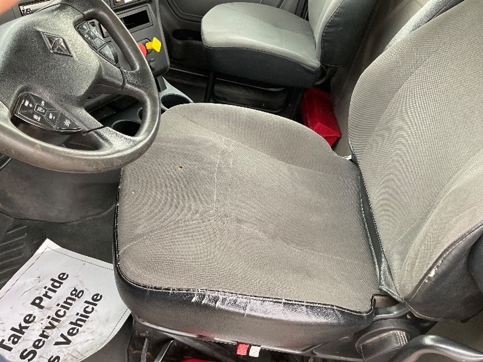 Day Cab Tractor-Heavy Duty Tractors-International-2018-LT625-Muskegon-MI-414,780\n\t\tmiles-$ 23,500 - Image 10