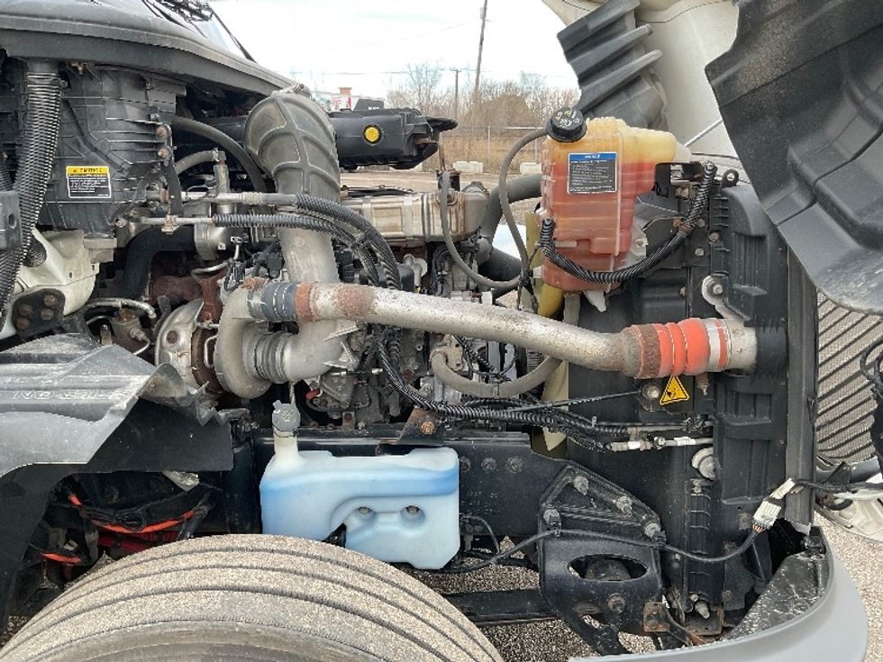 Day Cab Tractor-Heavy Duty Tractors-International-2018-LT625-Muskegon-MI-414,780\n\t\tmiles-$ 23,500 - Image 15