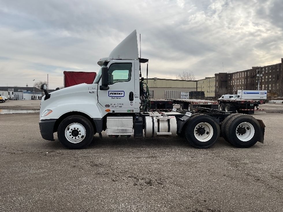 Day Cab Tractor-Heavy Duty Tractors-International-2018-LT625-Muskegon-MI-414,780\n\t\tmiles-$ 23,500 - Image 4