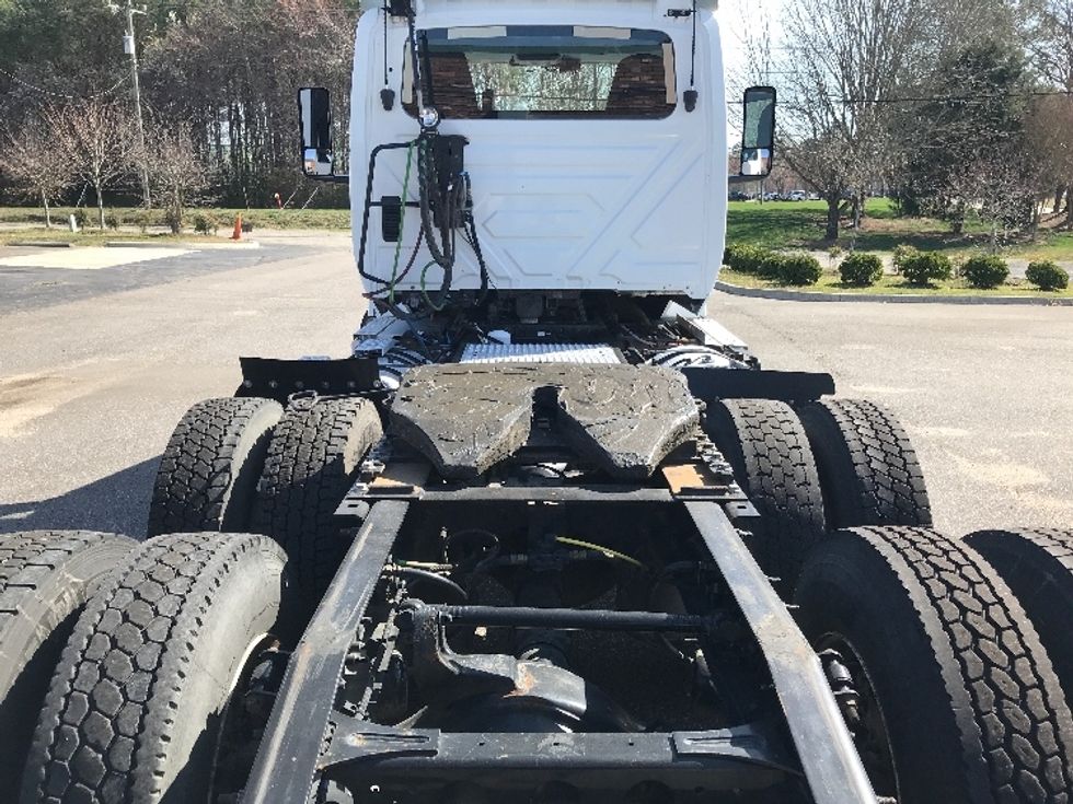 Day Cab Tractor-Heavy Duty Tractors-International-2018-LT625-Newport News-VA-363,220\n\t\tmiles-$ 25,750 - Image 6