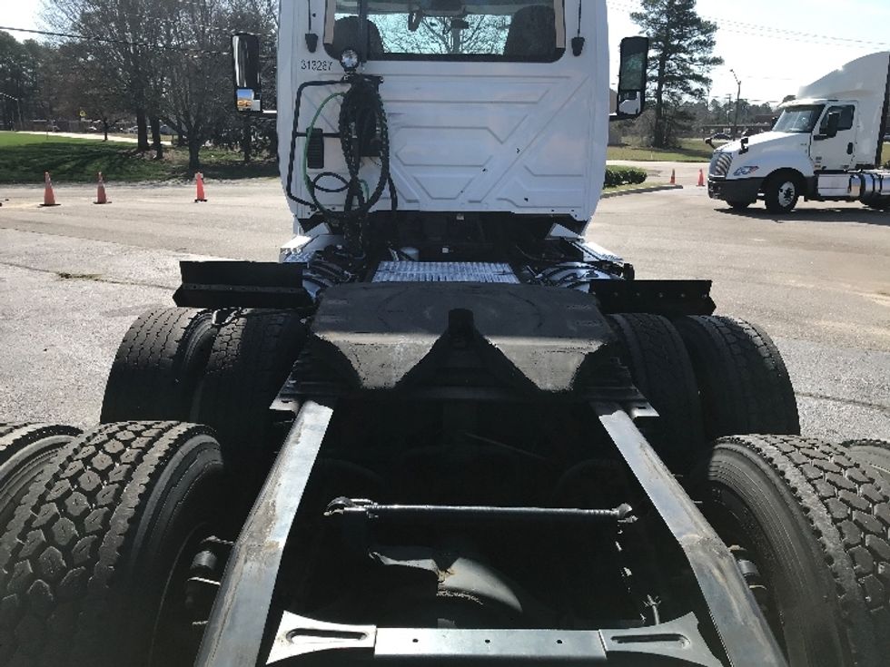 Day Cab Tractor-Heavy Duty Tractors-International-2018-LT625-Newport News-VA-379,700\n\t\tmiles-$ 24,750 - Image 6