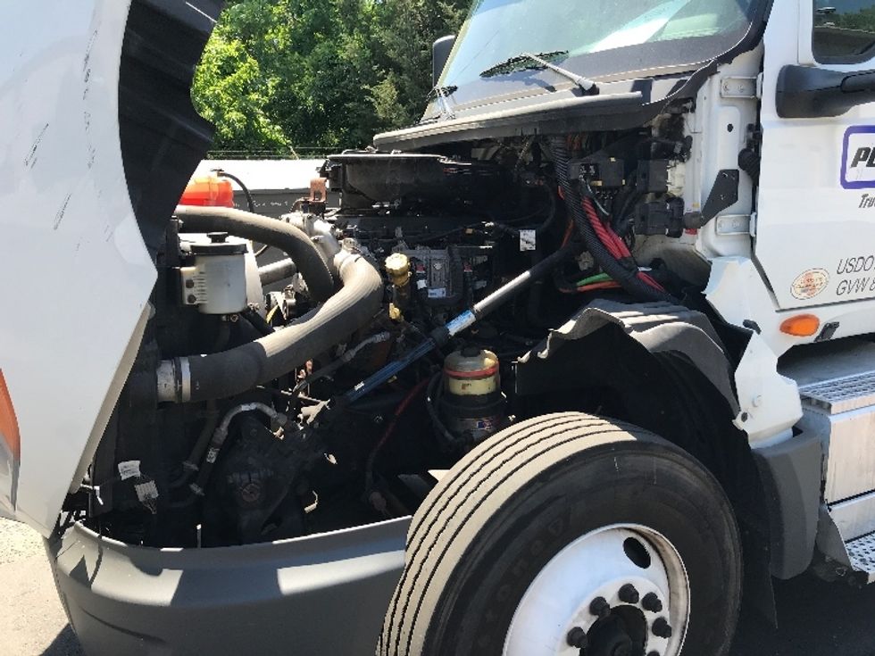 Day Cab Tractor-Heavy Duty Tractors-International-2018-LT625-North Bergen-NJ-225,827\n\t\tmiles-$ 29,500 - Image 16