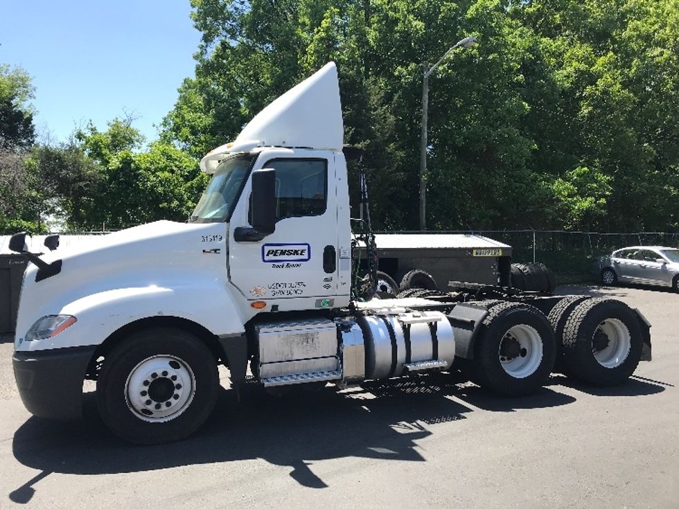 Day Cab Tractor-Heavy Duty Tractors-International-2018-LT625-North Bergen-NJ-225,827\n\t\tmiles-$ 29,500 - Image 4