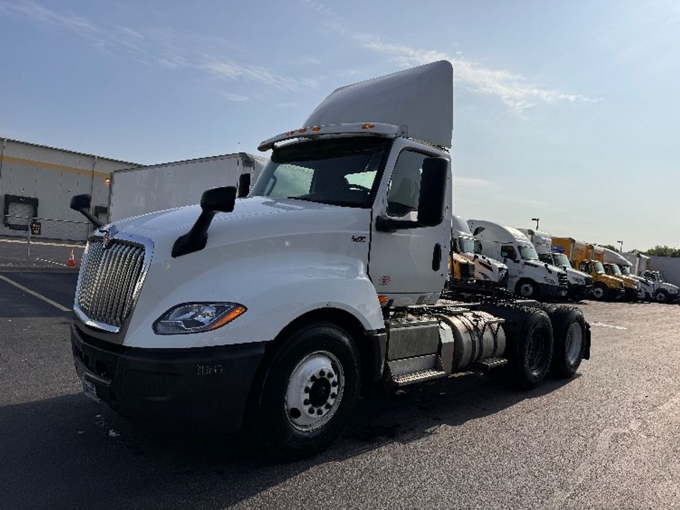 Day Cab Tractor-Heavy Duty Tractors-International-2018-LT625-Obetz-OH-456,918\n\t\tmiles-$ 22,500 - Image 3