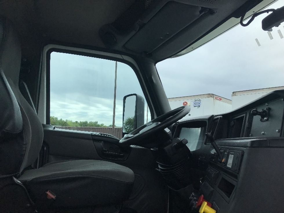 Day Cab Tractor-Heavy Duty Tractors-International-2018-LT625-Pennsauken-NJ-347,604\n\t\tmiles-$ 24,250 - Image 14