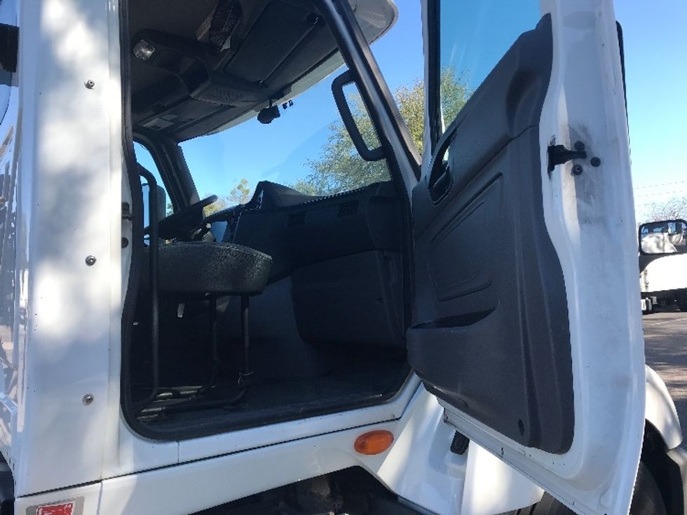 Day Cab Tractor-Heavy Duty Tractors-International-2018-LT625-Pensacola-FL-333,033\n\t\tmiles-$ 27,500 - Image 11