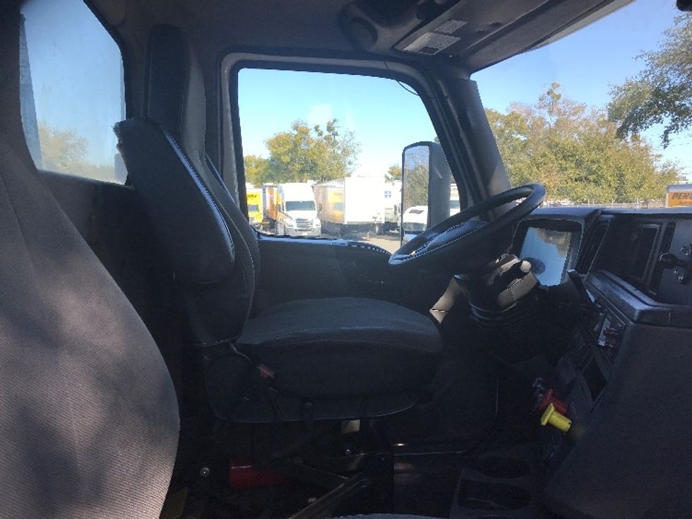 Day Cab Tractor-Heavy Duty Tractors-International-2018-LT625-Pensacola-FL-333,033\n\t\tmiles-$ 27,500 - Image 13