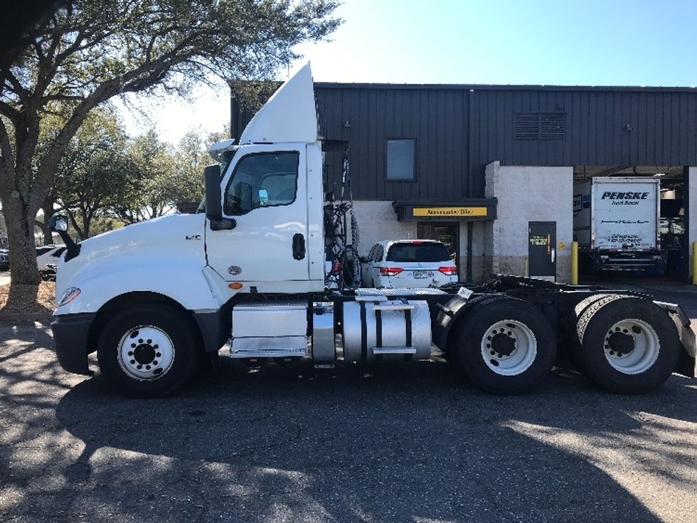 Day Cab Tractor-Heavy Duty Tractors-International-2018-LT625-Pensacola-FL-333,033\n\t\tmiles-$ 27,500 - Image 4
