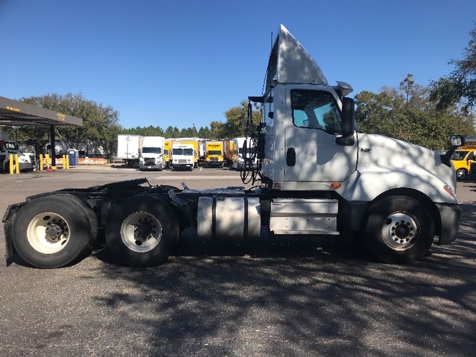Day Cab Tractor-Heavy Duty Tractors-International-2018-LT625-Pensacola-FL-333,033\n\t\tmiles-$ 27,500 - Image 8