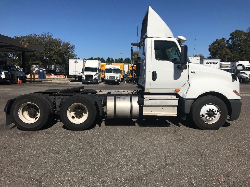 Day Cab Tractor-Heavy Duty Tractors-International-2018-LT625-Pensacola-FL-428,961\n\t\tmiles-$ 23,750 - Image 8