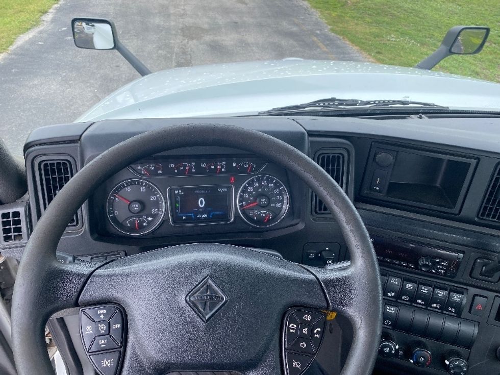 Day Cab Tractor-Heavy Duty Tractors-International-2018-LT625-Pensacola-FL-431,654\n\t\tmiles-$ 20,750 - Image 11