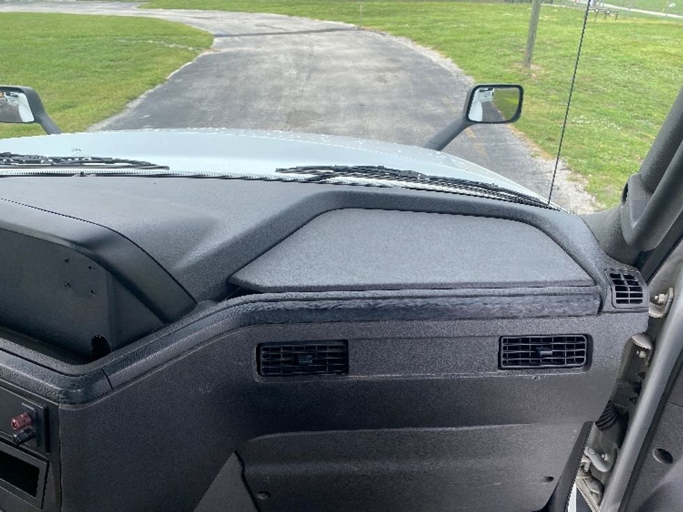 Day Cab Tractor-Heavy Duty Tractors-International-2018-LT625-Pensacola-FL-431,654\n\t\tmiles-$ 20,750 - Image 13