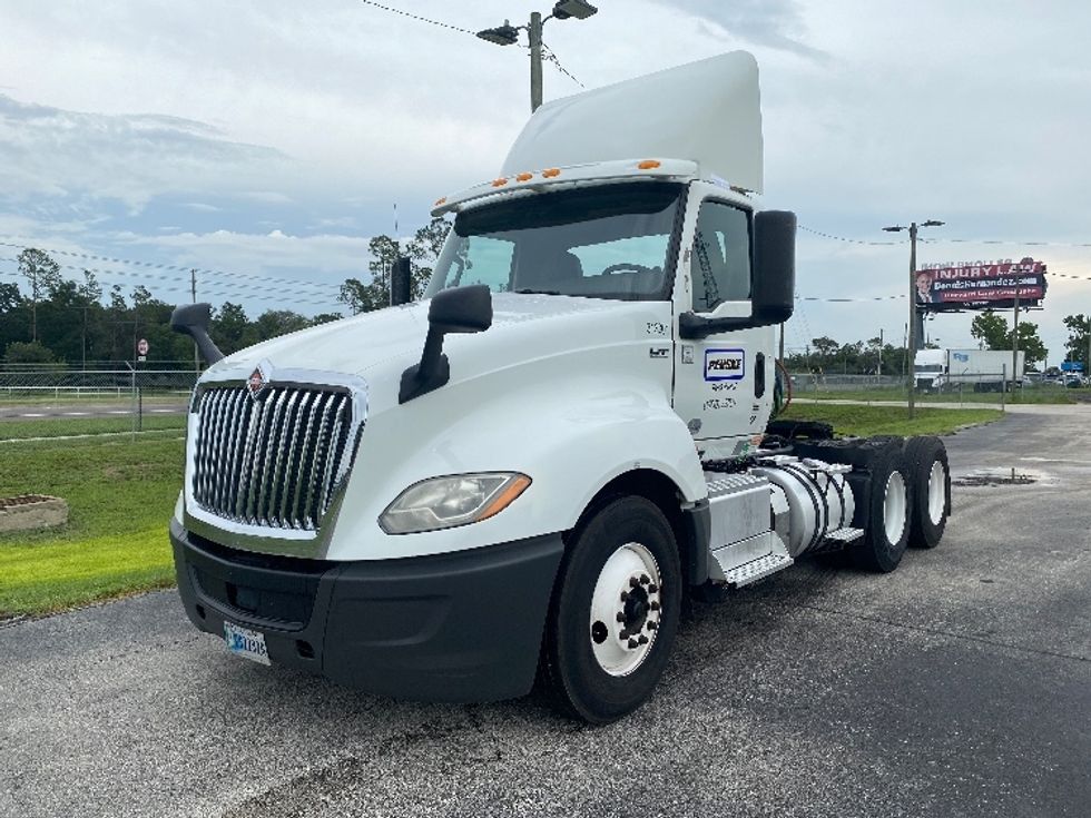 Day Cab Tractor-Heavy Duty Tractors-International-2018-LT625-Pensacola-FL-431,654\n\t\tmiles-$ 20,750 - Image 3