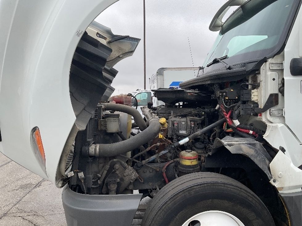 Day Cab Tractor-Heavy Duty Tractors-International-2018-LT625-Perrysburg-OH-266,603\n\t\tmiles-$ 22,500 - Image 16