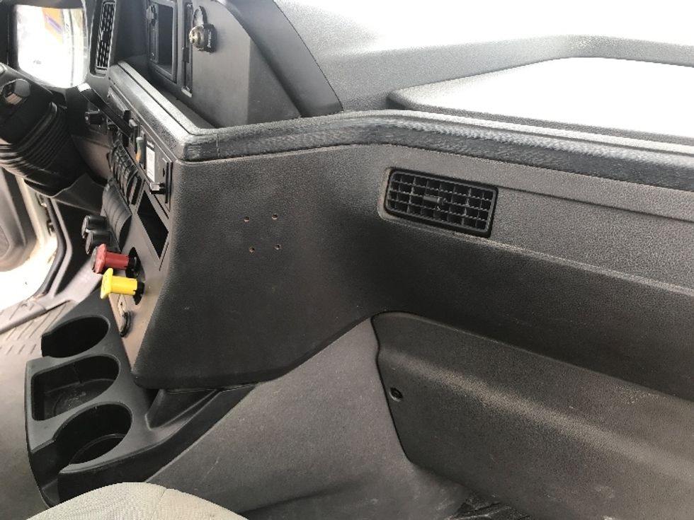 Day Cab Tractor-Heavy Duty Tractors-International-2018-LT625-Pharr-TX-307,755\n\t\tmiles-$ 27,000 - Image 13