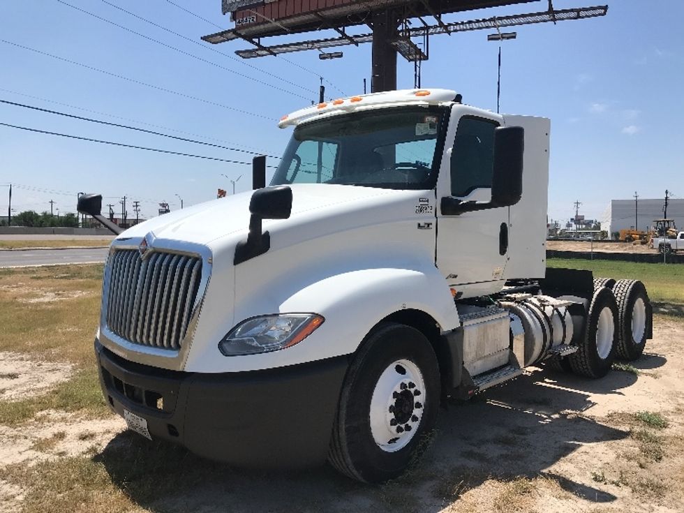 Day Cab Tractor-Heavy Duty Tractors-International-2018-LT625-Pharr-TX-307,755\n\t\tmiles-$ 27,000 - Image 3