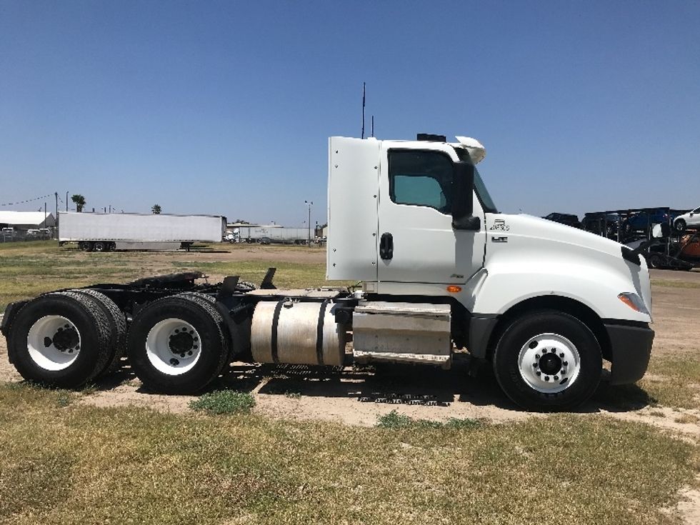 Day Cab Tractor-Heavy Duty Tractors-International-2018-LT625-Pharr-TX-307,755\n\t\tmiles-$ 27,000 - Image 8