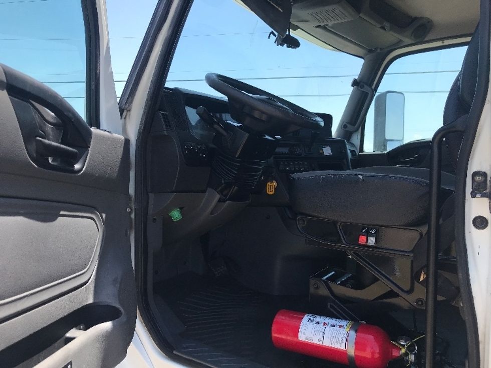 Day Cab Tractor-Heavy Duty Tractors-International-2018-LT625-Pharr-TX-307,755\n\t\tmiles-$ 27,000 - Image 9