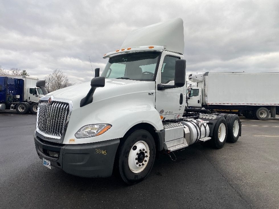 Day Cab Tractor-Heavy Duty Tractors-International-2018-LT625-Piqua-OH-417,995\n\t\tmiles-$ 22,250 - Image 3