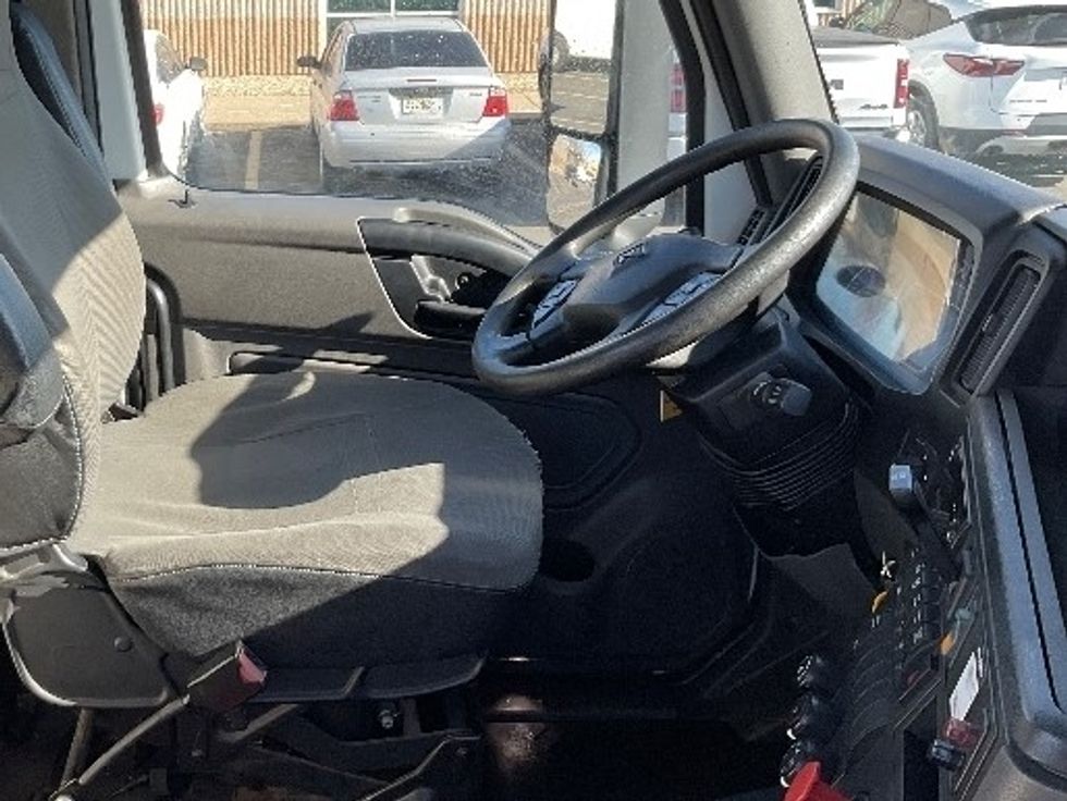 Day Cab Tractor-Heavy Duty Tractors-International-2018-LT625-Piqua-OH-418,622\n\t\tmiles-$ 25,500 - Image 14