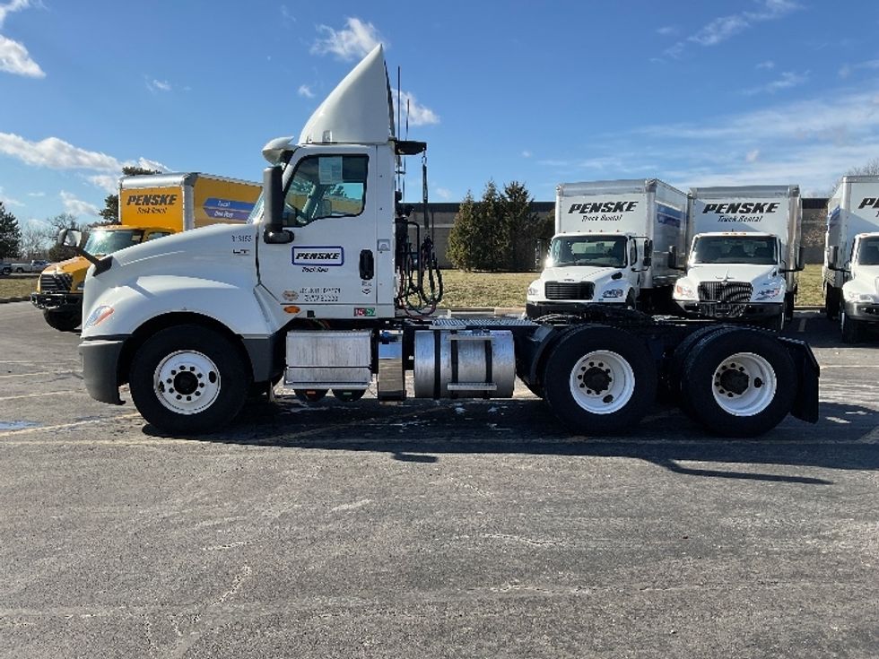 Day Cab Tractor-Heavy Duty Tractors-International-2018-LT625-Piqua-OH-418,622\n\t\tmiles-$ 25,500 - Image 4