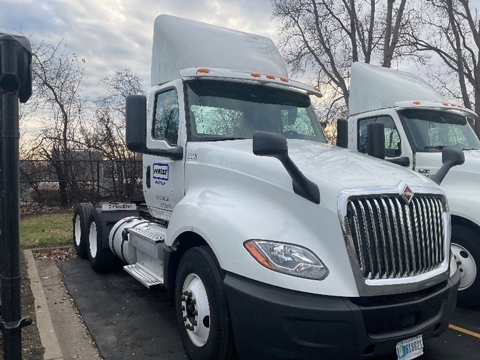 Day Cab Tractor-Heavy Duty Tractors-International-2018-LT625-Plymouth-MI-265,712\n\t\tmiles-$ 29,500 - Image 1