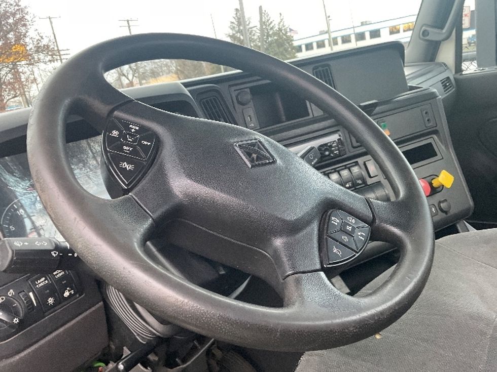 Day Cab Tractor-Heavy Duty Tractors-International-2018-LT625-Plymouth-MI-265,712\n\t\tmiles-$ 29,500 - Image 10