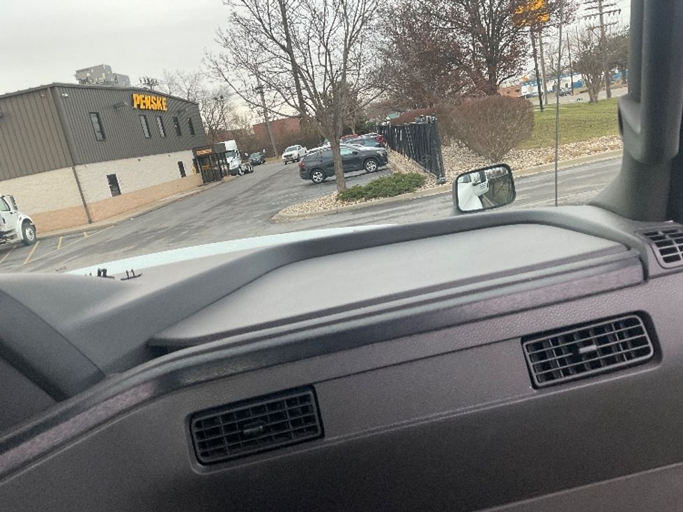 Day Cab Tractor-Heavy Duty Tractors-International-2018-LT625-Plymouth-MI-265,712\n\t\tmiles-$ 29,500 - Image 13