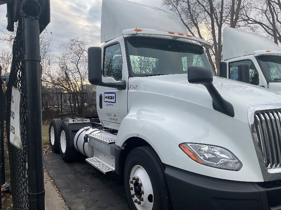 Day Cab Tractor-Heavy Duty Tractors-International-2018-LT625-Plymouth-MI-265,712\n\t\tmiles-$ 29,500 - Image 8