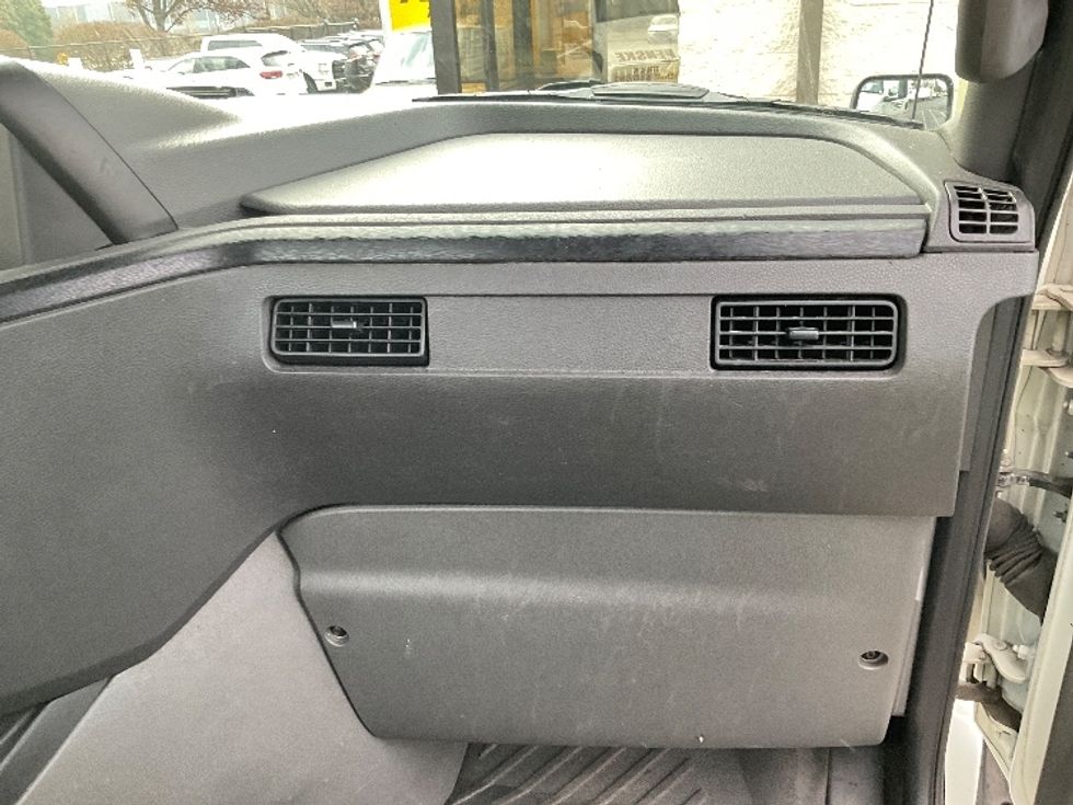 Day Cab Tractor-Heavy Duty Tractors-International-2018-LT625-Plymouth-MI-435,295\n\t\tmiles-$ 23,000 - Image 12