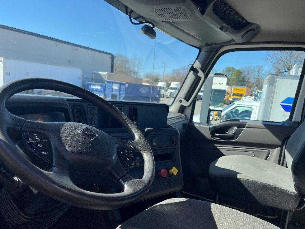 Day Cab Tractor-Heavy Duty Tractors-International-2018-LT625-Prince George-VA-262,855\n\t\tmiles-$ 28,750 - Image 10