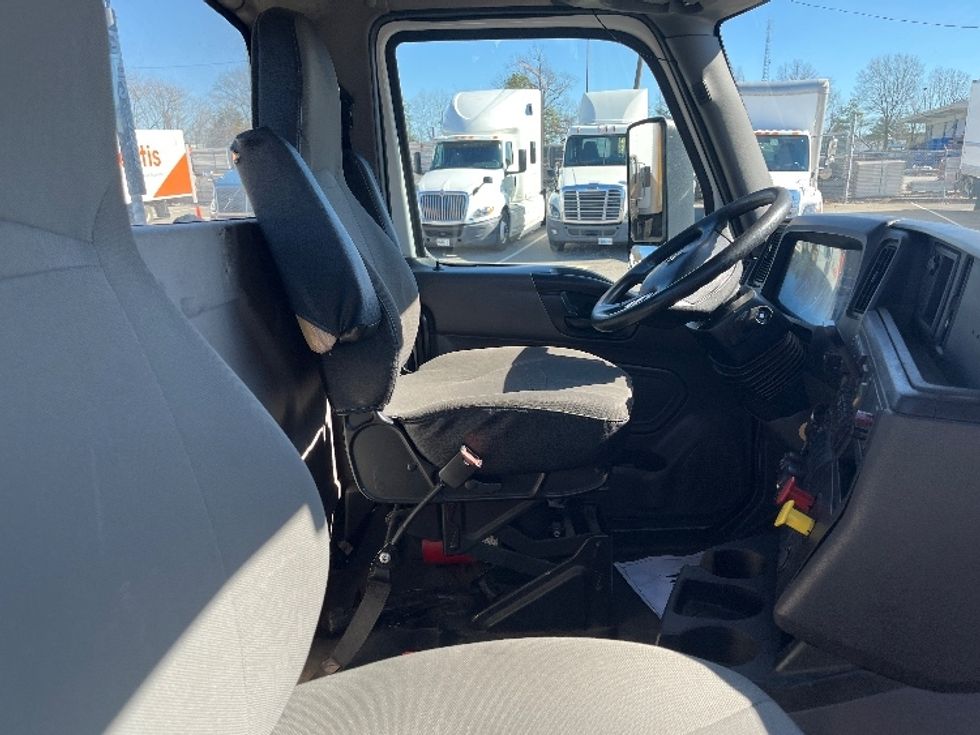 2018 International LT625 LT photo 12