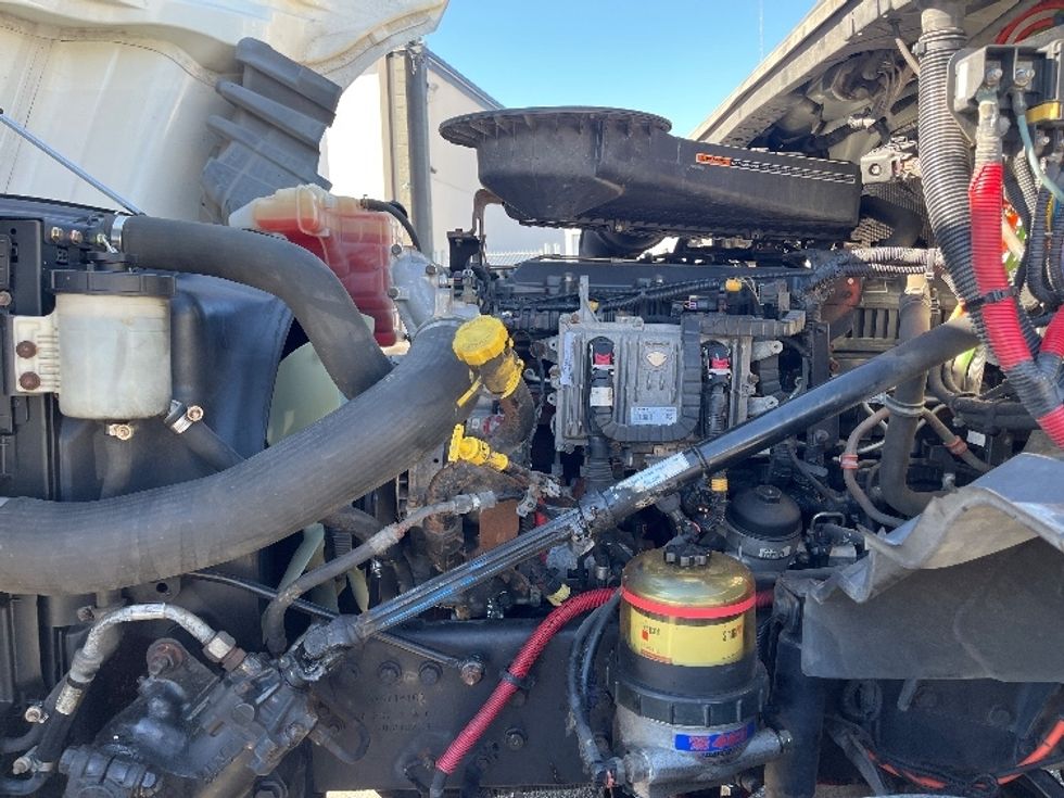 2018 International LT625 LT photo 14