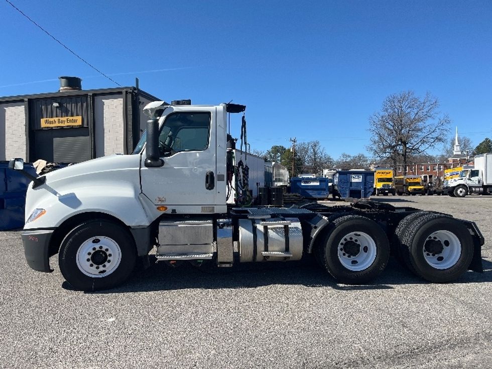 2018 International LT625 LT photo 4