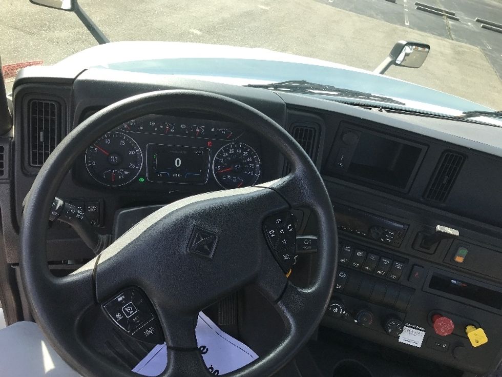 Day Cab Tractor-Heavy Duty Tractors-International-2018-LT625-Prince George-VA-285,172\n\t\tmiles-$ 24,500 - Image 11