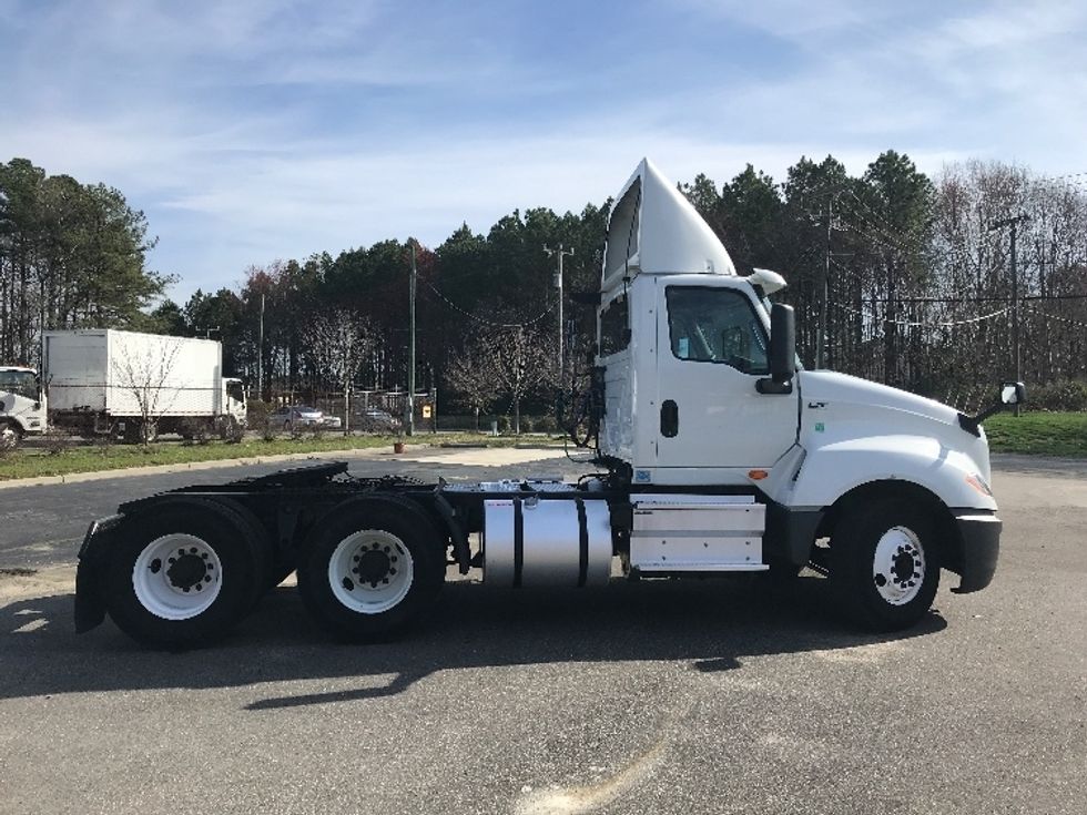 Day Cab Tractor-Heavy Duty Tractors-International-2018-LT625-Prince George-VA-285,172\n\t\tmiles-$ 24,500 - Image 8