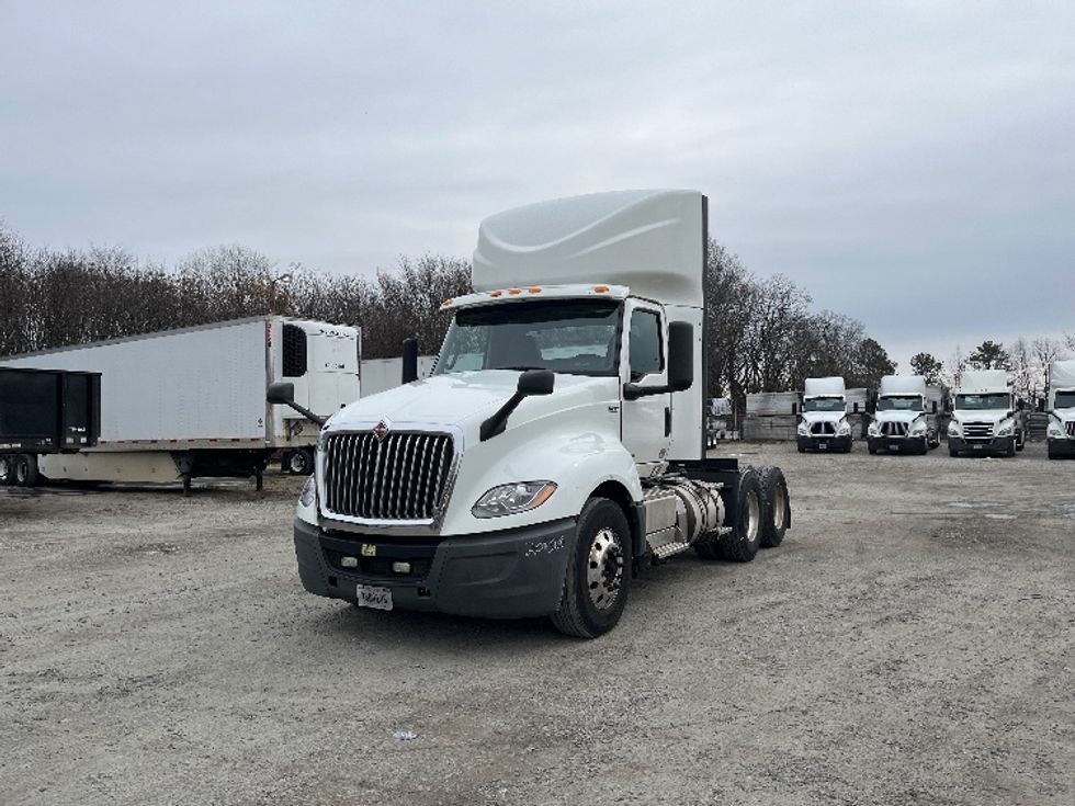 Day Cab Tractor-Heavy Duty Tractors-International-2018-LT625-Richmond-VA-336,030\n\t\tmiles-$ 31,500 - Image 3