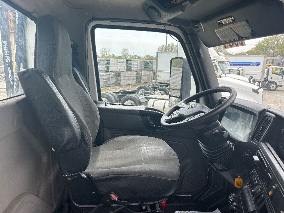 Day Cab Tractor-Heavy Duty Tractors-International-2018-LT625-Richmond-VA-378,514\n\t\tmiles-$ 24,500 - Image 14
