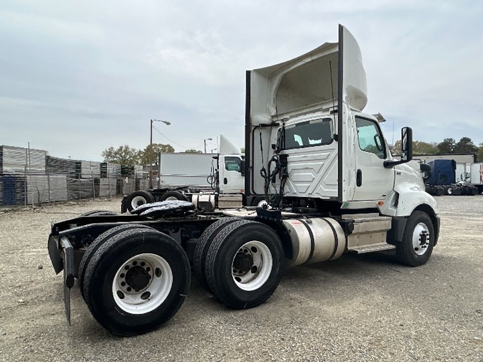 Day Cab Tractor-Heavy Duty Tractors-International-2018-LT625-Richmond-VA-378,514\n\t\tmiles-$ 24,500 - Image 7