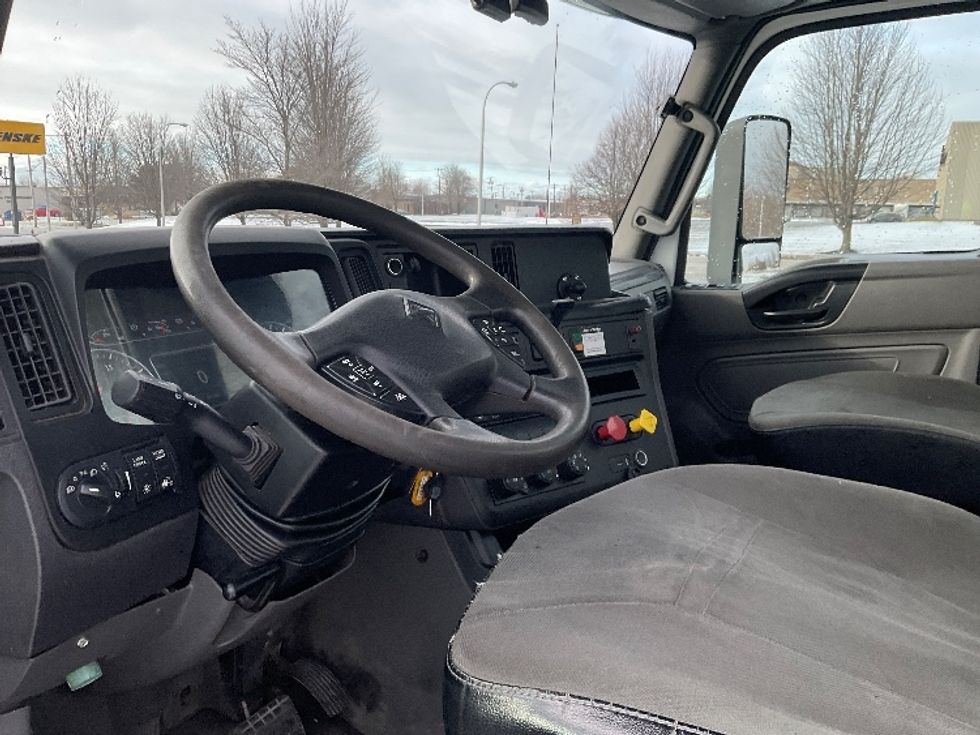Day Cab Tractor-Heavy Duty Tractors-International-2018-LT625-Rochester-NY-290,589\n\t\tmiles-$ 25,250 - Image 10