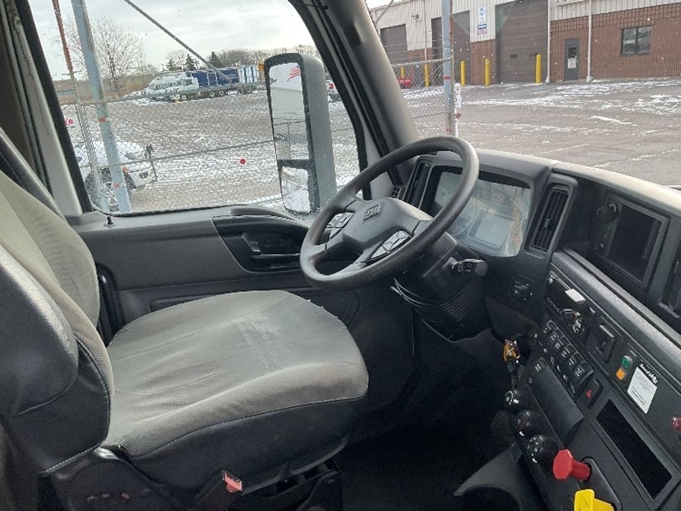 Day Cab Tractor-Heavy Duty Tractors-International-2018-LT625-Rochester-NY-290,589\n\t\tmiles-$ 25,250 - Image 14