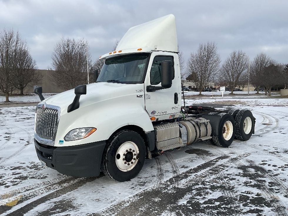 Day Cab Tractor-Heavy Duty Tractors-International-2018-LT625-Rochester-NY-290,589\n\t\tmiles-$ 25,250 - Image 3