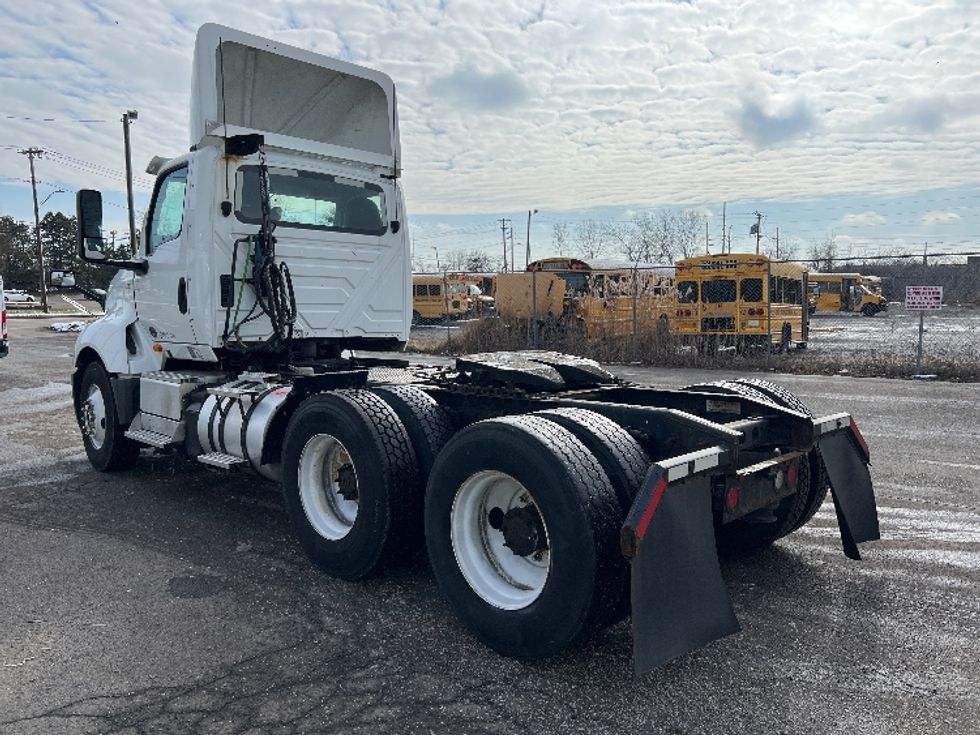 Day Cab Tractor-Heavy Duty Tractors-International-2018-LT625-Rochester-NY-404,200\n\t\tmiles-$ 21,750 - Image 5