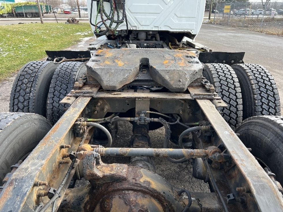 Day Cab Tractor-Heavy Duty Tractors-International-2018-LT625-Rochester-NY-404,200\n\t\tmiles-$ 21,750 - Image 6