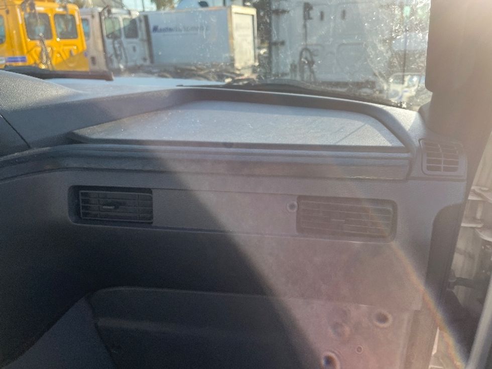 Day Cab Tractor-Heavy Duty Tractors-International-2018-LT625-Saginaw-MI-342,402\n\t\tmiles-$ 42,500 - Image 13