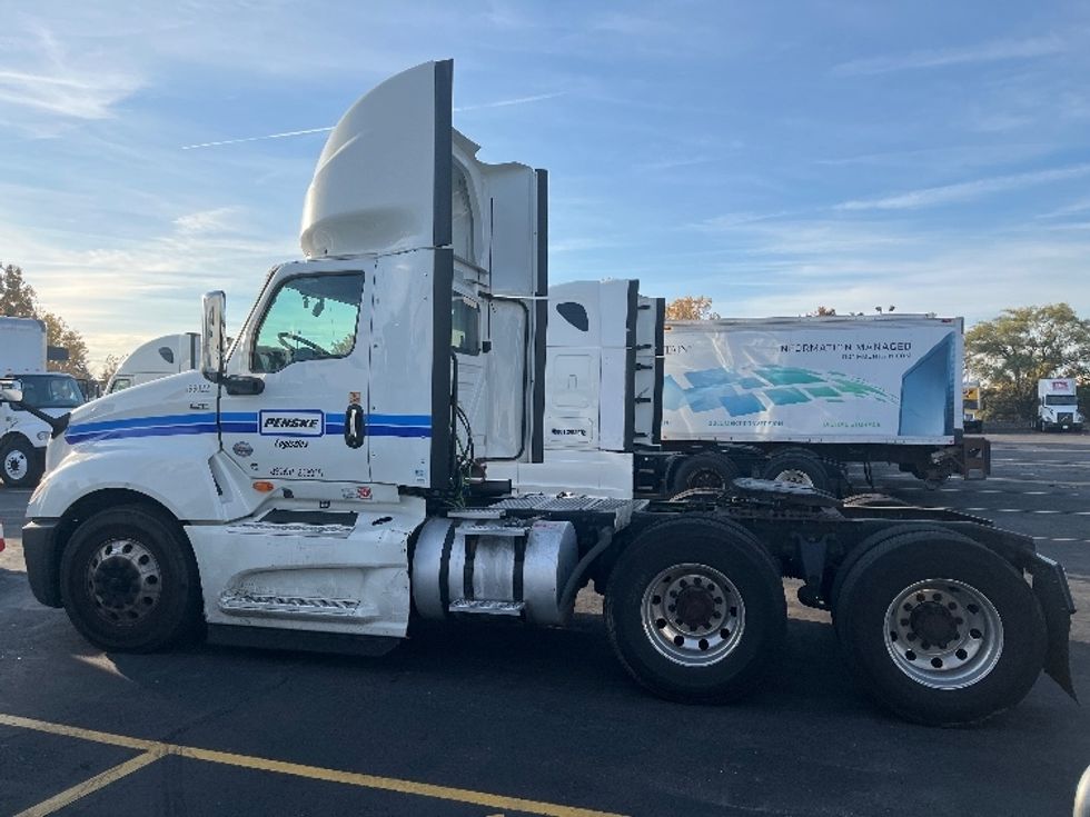 Day Cab Tractor-Heavy Duty Tractors-International-2018-LT625-Saginaw-MI-342,402\n\t\tmiles-$ 42,500 - Image 4