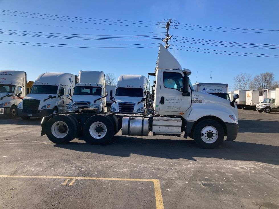 2018 International LT625 LT photo 7